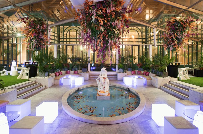 télikert, átrium és beépített terasz