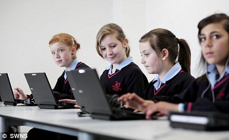 laptop iskola tanulás